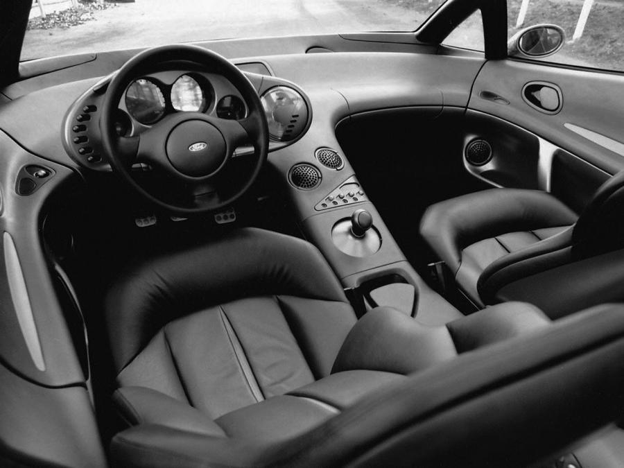  Ford Via Concept 1989 года  (фото 2 из 4)